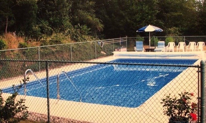 Chiltonville Casa | Pool house