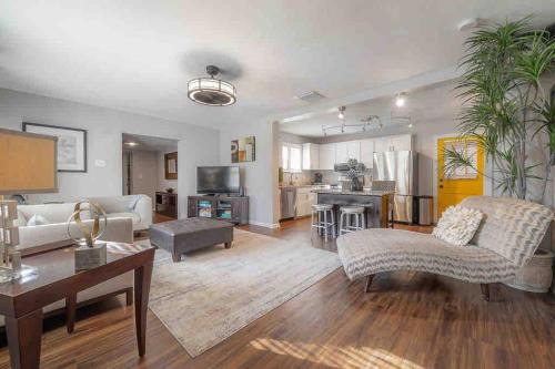 Ybor City Casa | Pool house w/lg yard in the heart of Tampa