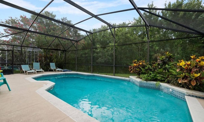 Eagle Pointe South Casa | Pool Oasis, 20 mins to Disney, Close to Shops