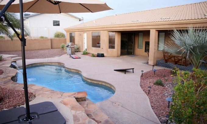 Lake Havasu City Casa | POOL🏊‍♂️PATIO☀️3BRM🛌2BTH🛁HOME🏡NEAR🌉LONDON BRIDGE ✨