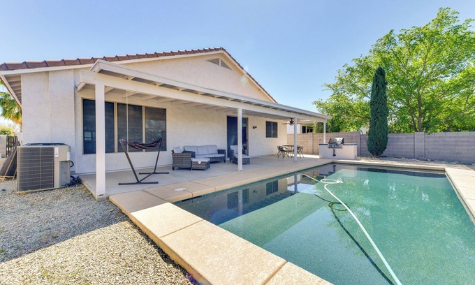 San Tan Valley Casa | San Tan Valley Escape w/ Pool, Patio & Grill!