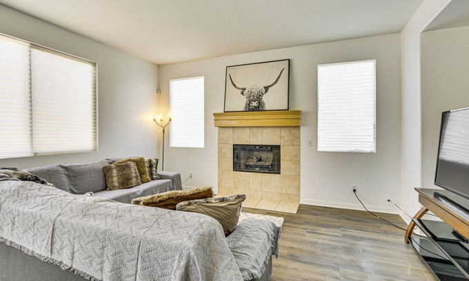 Victorville Casa | Pool Table & Charcoal Grill: Home in Victorville!