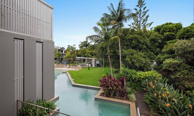 Casuarina Apartamento | Pool View 3-Bed Oasis in Drift Resort