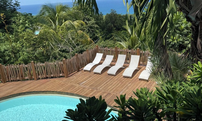 Cafeiere Casa | Pool villa Grande Anse view