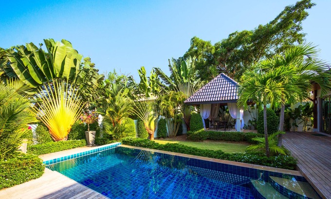Nai Harn Villa | PISCINA VILLA Heni 3BR playa de Nai Harn