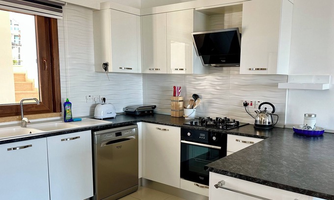 Esentepe Apartamento | Poolside 2 Bedroom Vacation Rental With Garden Terrace