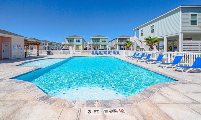 Rockport Cabaña | Poolside Paradise w/King Suite - Beach and Boat Ramps Just a Few Minutes Away