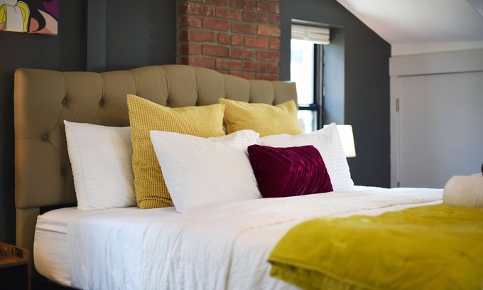 Pittsburgh Casa | Pop Art Inspired Home in Lawrenceville
