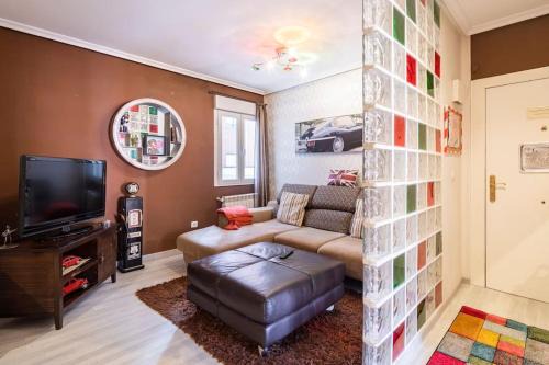 Leon Apartamento | Pop Gallery