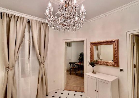 Vukov Spomenik Apartamento | Pop luxury apartments