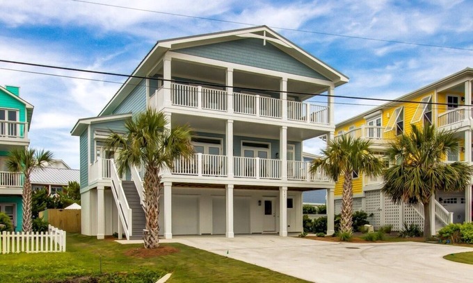 Kure Beach Cabaña | Popeye's - New Listing - Availability - Luxury