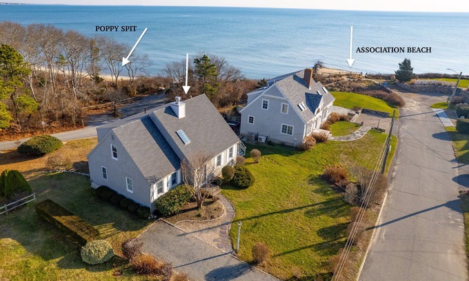 Popponesset Casa | Popponesset-New Rental, 3 bedrooms, 2 baths & outdoor shower. Views for miles.