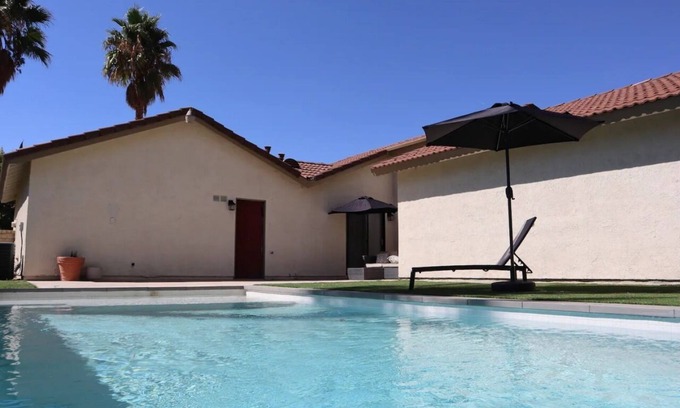 Canyon Country Casa | Poppy Meadow 3 Bedroom Casita with Pool