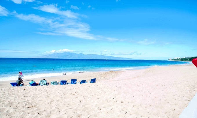 Kaanapali Condominio | ¡Del 11 al 23 de enero en Tropical Maui Eldorado con Golf y Beach Cabana para disfrutar!