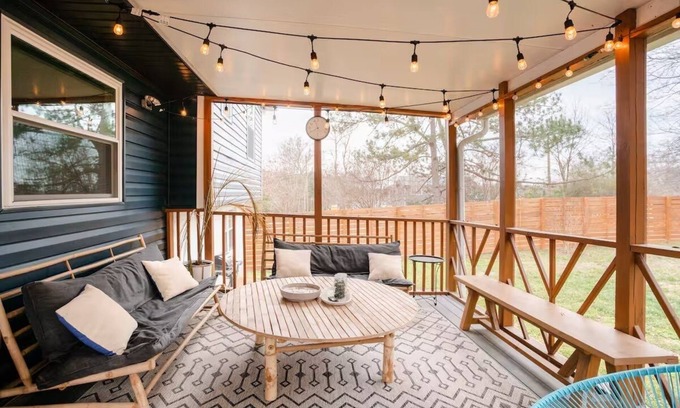Downtown Casa | Porch & Yard, Spacious & Cozy, Close to Downtown!