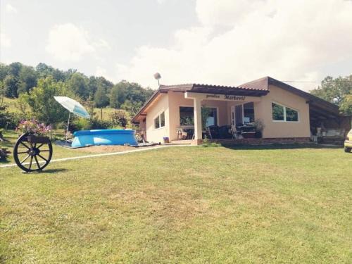 Bor Casa | "Porodica MARKOVIC" Borsko jezero