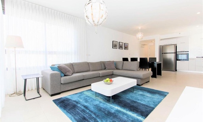 Haifa Apartamento | PORT CITY HAIFA - Sea View Luxury