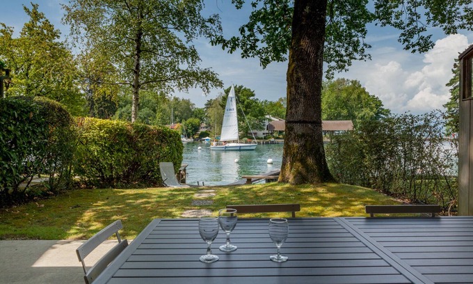 Thonon-les-Bains Casa | Port-Ripaille: lago y montaña + lugar de amarre