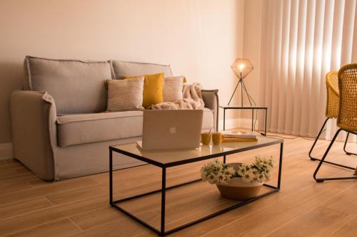 A Carrasca Apartamento | PORTO & AMERICA.
