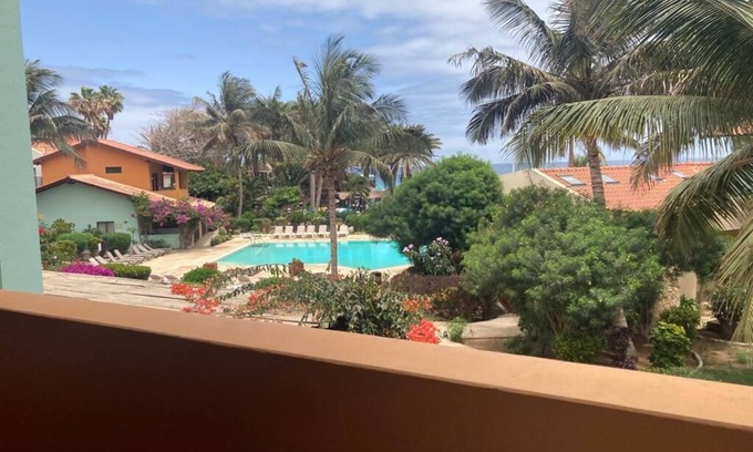 Santa Maria Apartamento | Porto Antigo 2 Beach front 40 with swimming pool, and gardens sleeps 4 person