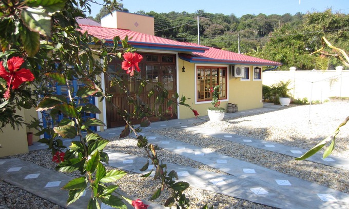 Porto Belo Casa | Porto Belo :: Casa 5 habitaciones :: 50m de la playa :: acomoda 15 personas