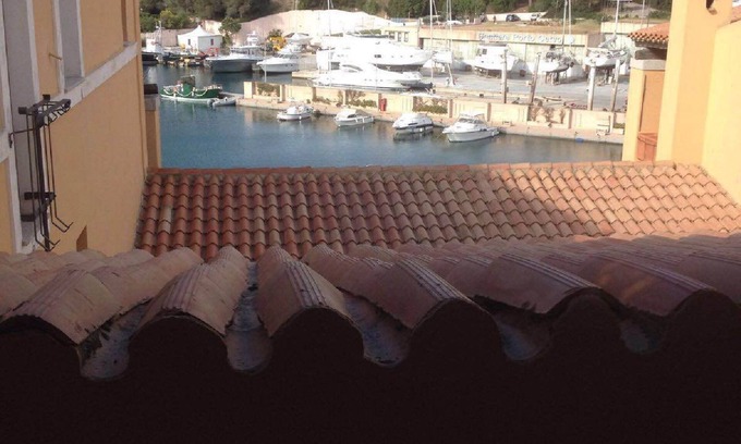 Porto Cervo Apartamento | Porto Cervo apartamento en el puerto