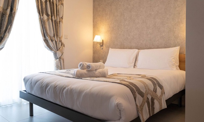 Marsaskala Apartamento | Portside Lodge Building