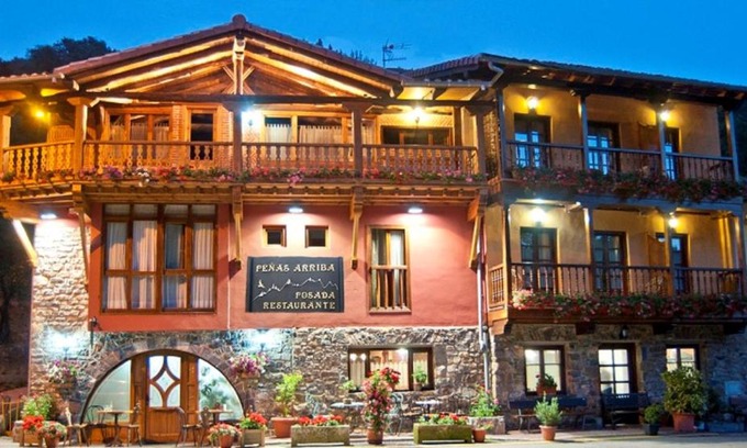 Lon Casa | Posada Peñas Arriba
