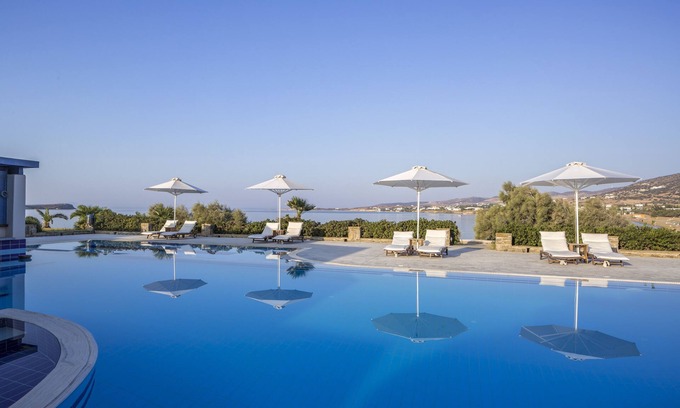 Chrissi Akti Apartamento | Poseidon of Paros