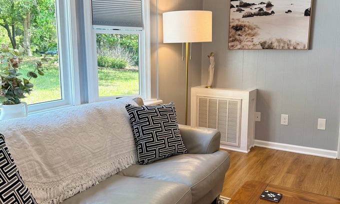 Southern Shores Casa | Poseidon’s Mini Getaway: Serene Outer Banks Retreat Near the Beach