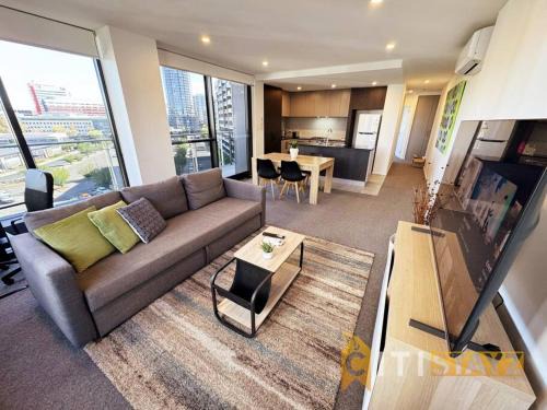 Phillip Apartamento | Posh in Phillip - 2bd 2bth Apt
