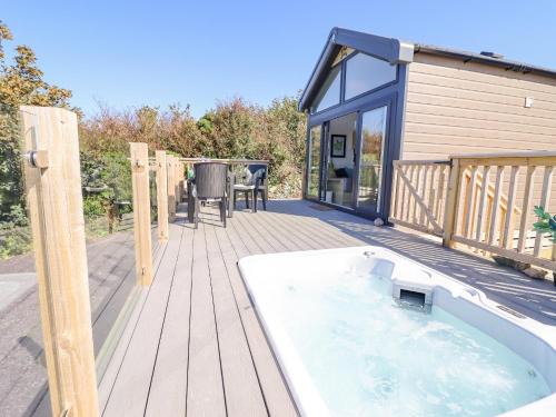 Cemaes Bay Casa | Posh Pod