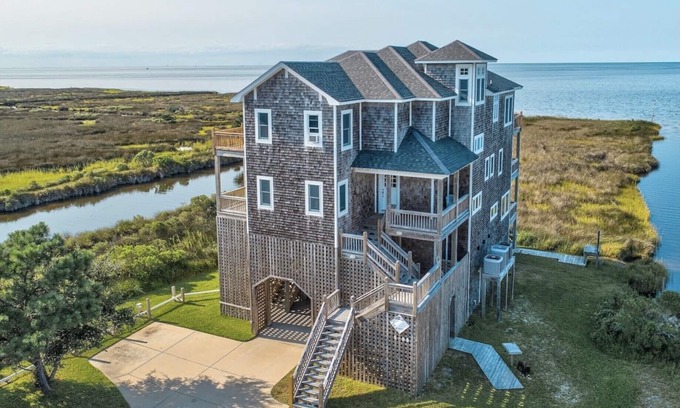 Buxton Casa | Positive Latitude OBX - VIEWS, Waterfront, elevator, all en suites