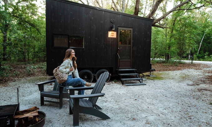 Pine River Cabina | Postcard Cabins Wild Rose
