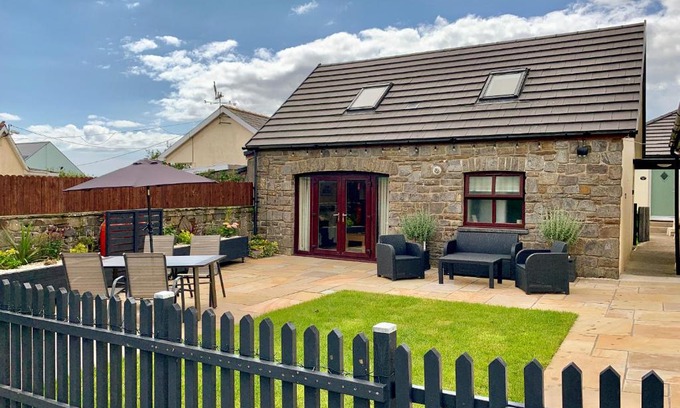 Kilgetty Casa | Pottery Cottage
