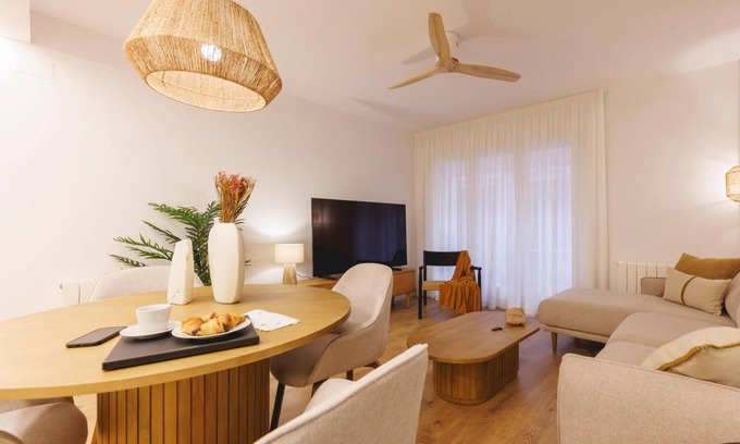 Eixample Apartamento | Pou Rodó - Apartamento vacacional en Girona | Bravissimo