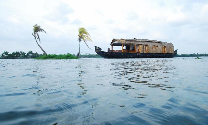Mullakkal Alquiler De Eote | Pournami Houseboats