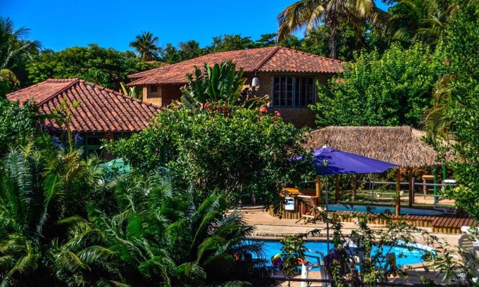 Cumuruxatiba Hotel | Pousada Axé