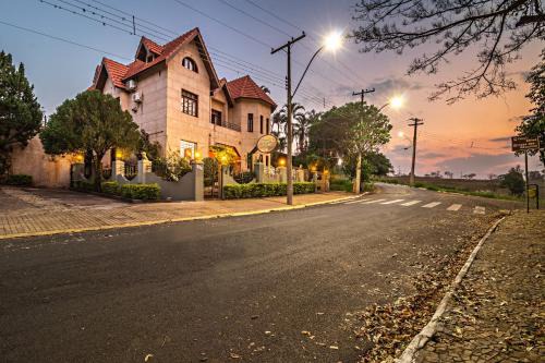 Brotas Hotel | Pousada Estalagem de Brotas
