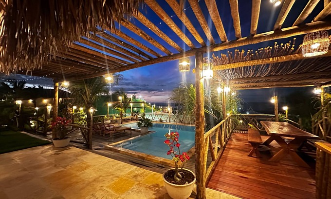 Cajueiro da Praia Hotel | Pousada Morro do Caburé