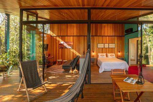 Sideropolis Casa | Pousada Sitio Raizes