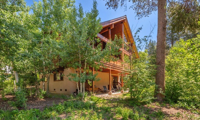 Olympic Valley Casa | Powder Moon Special book 6 noches la 7ma noche es GRATIS
