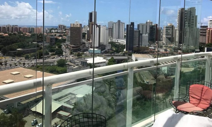 Caminho das Arvores Apartamento | Practical Apartment in Great Condo - SSA005