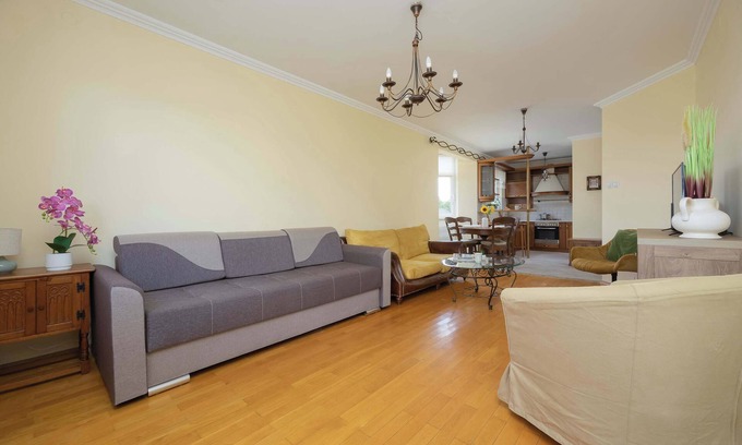 Bialoleka Apartamento | Aluzyjna 33F | Warschau | Praktische Wohnung | Parkplatz | Balkon