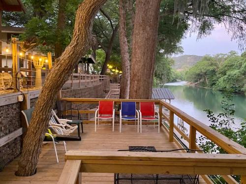 New Braunfels Casa | PRD 888 Ponderosa Cabin