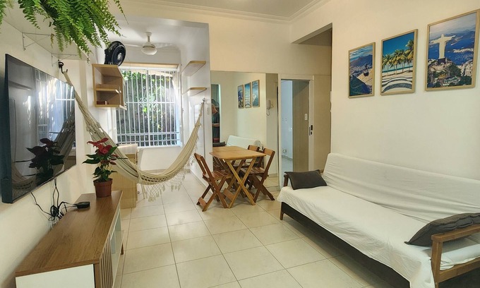 Leme Apartamento | Precioso Apartamento en la Playa de Leme, la Zona más Segura en Copacabana