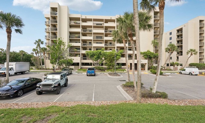 Longboat Key Apartamento | Disfrutar de maravillosas puestas de sol frente al mar directas de este condominio en Beachplace ~ Longboat Key, FL