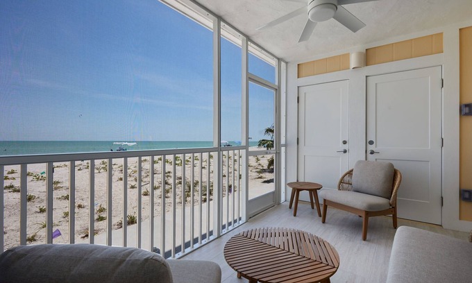 Sanibel Casa | Premier Beachfront Residence at Villa Sanibel