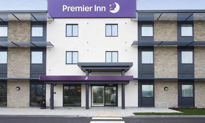 Wells Hotel | Premier Inn Wells - Somerset