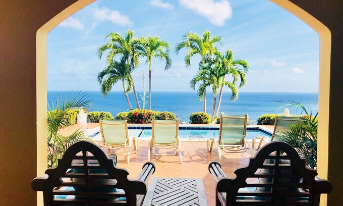 North Star Casa | Premier Partner: hermosas vistas al mar !! Cerca de la playa! Piscina refrescante!